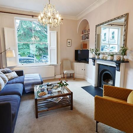 Southcot Place, Apartment With Garden Bath Bagian luar foto