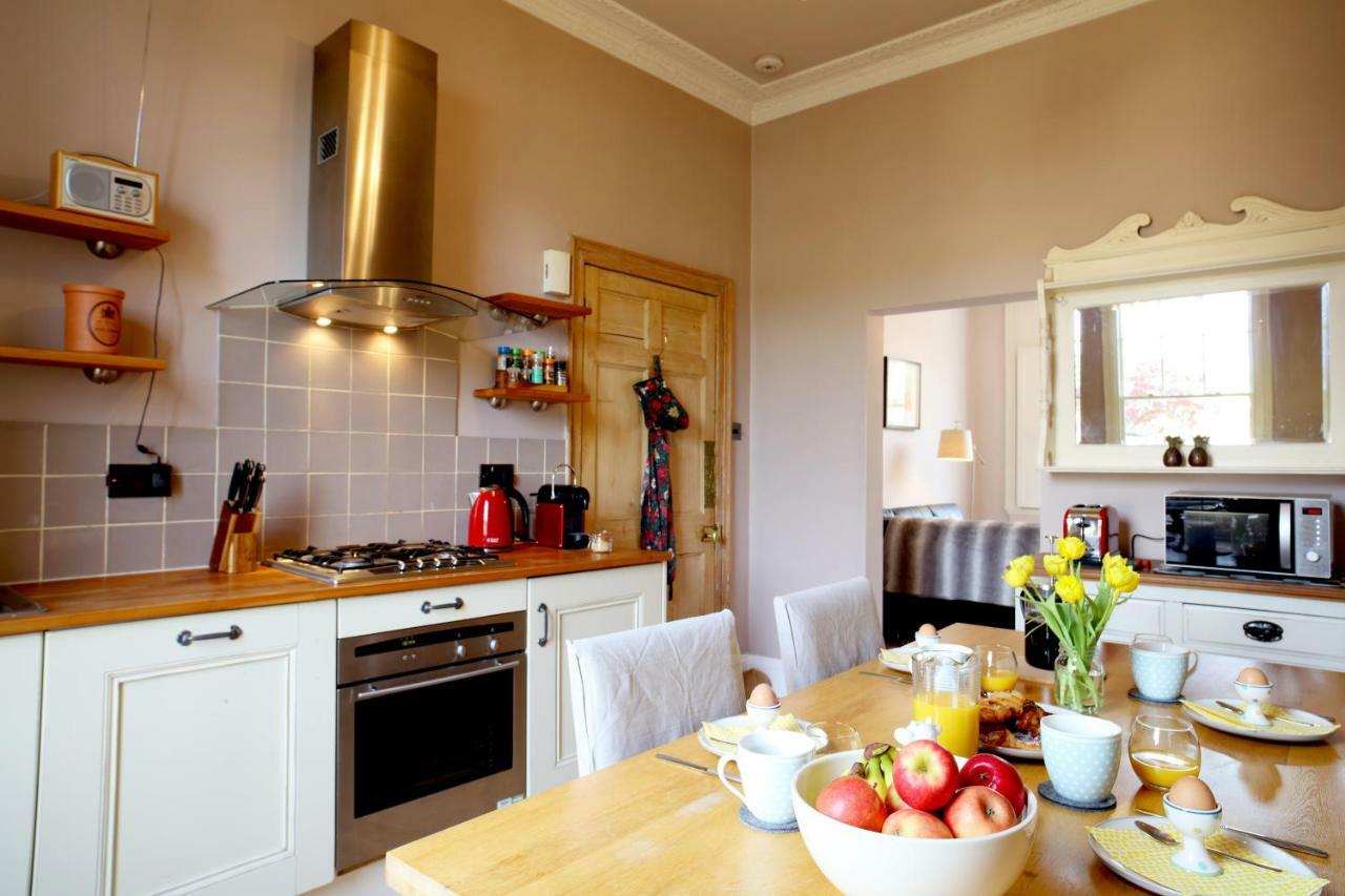 Southcot Place, Apartment With Garden Bath Bagian luar foto