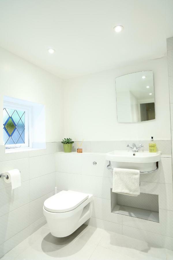 Southcot Place, Apartment With Garden Bath Bagian luar foto